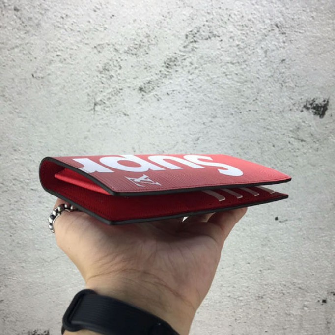 23-24AW新作 シュプリーム ヴィトン 財布 偽物 ルイヴィトン × シュプリーム PF. BRAZZA SP EPI Wallet 長財布 赤