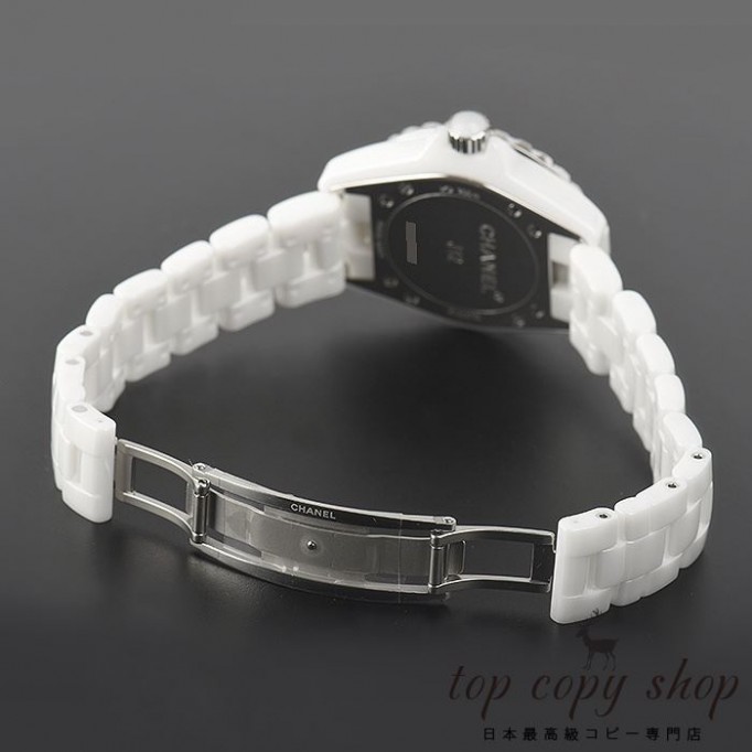 
                        シャネル J12 レディース スーパーコピー ３３ H2424
                    