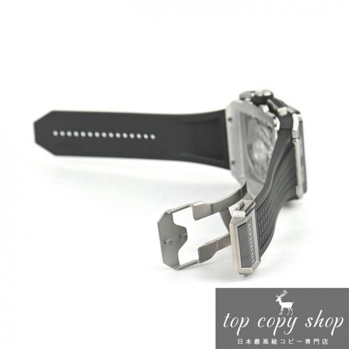 
                        ウブロ スーパーコピー スクエアバン ウニコ チタニウムセラミック 823.NM.0170.RX
                    