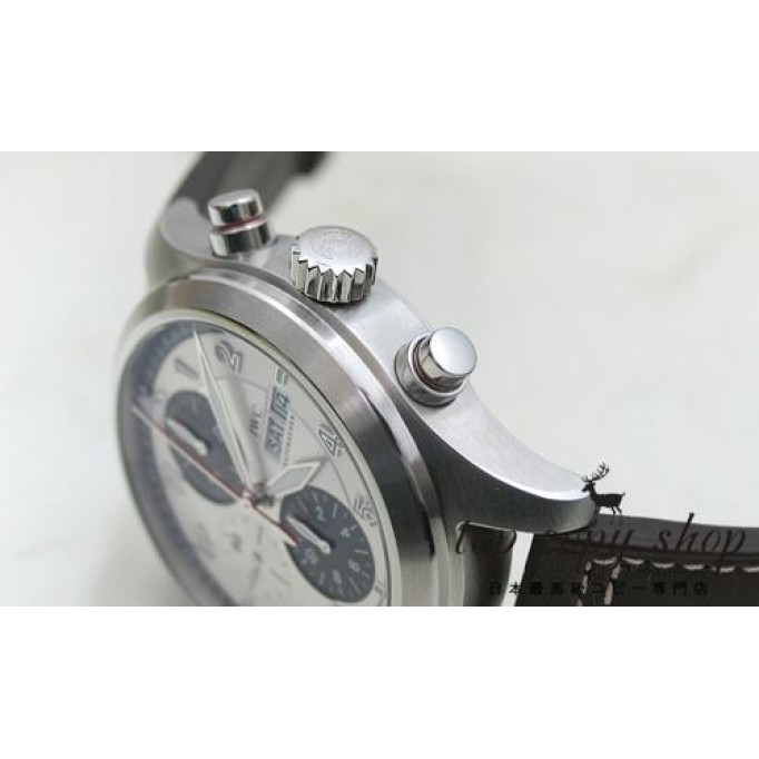 
                        ＩＷＣ スーパーコピー スピットファイア ダブル クロノグラフ IW371802
                    