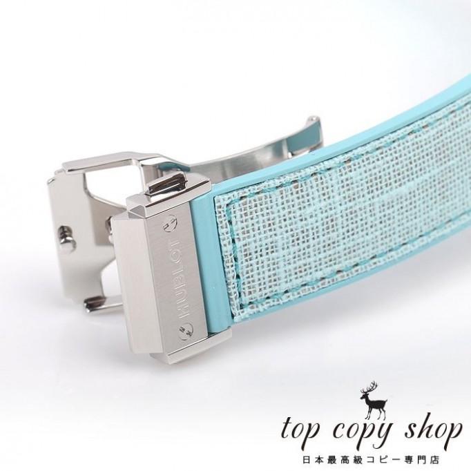 
                        ウブロ ビッグバン スーパーコピー トゥッティフルッティリネンアイスブルー 世界限定２００本 341.XL.2770.NR.1237
                    