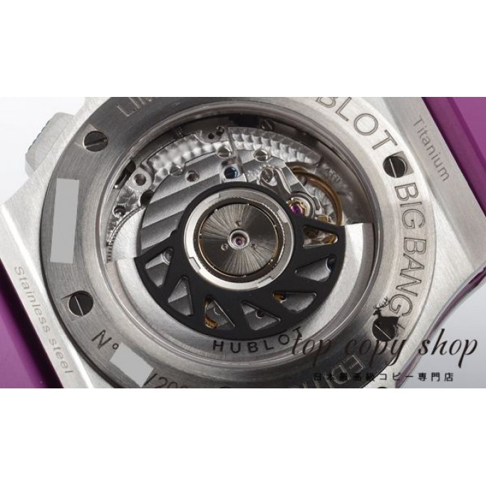 
                        ウブロ ビッグバン スーパーコピー ポップアート スチールブルー 世界限定２００本 341.SL.5199.LR.1907.POP14
                    