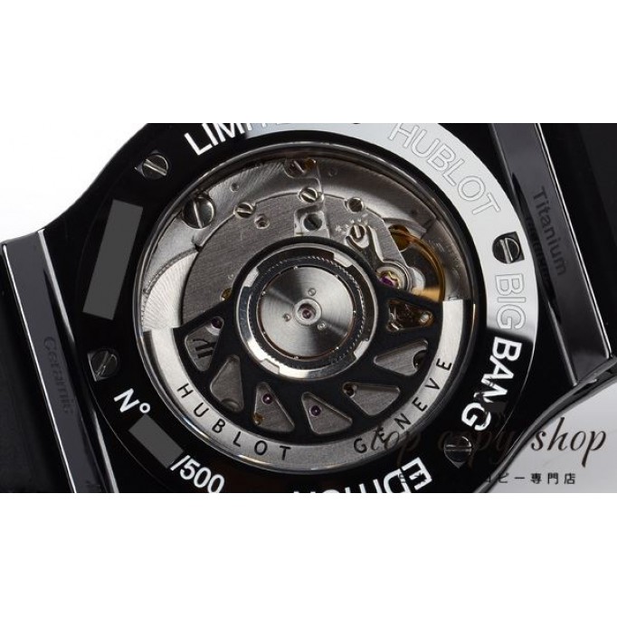 
                        ウブロ ビッグバン スーパーコピー オールブラック 365.CM.1110.LR
                    