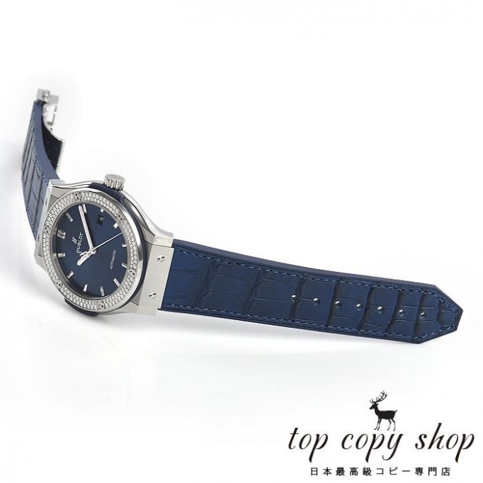 
                        ウブロ クラシックフュージョン スーパーコピー チタニウム ブルー ダイヤモンド 542.NX.7170.LR.1104
                    