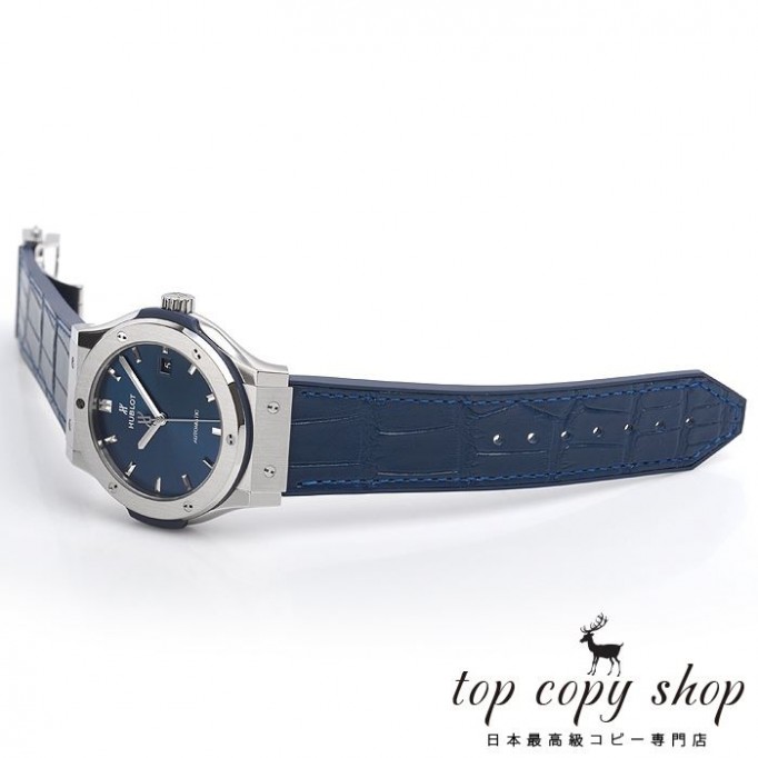 
                        ウブロ クラシックフュージョン スーパーコピー チタニウム ブルー 542.NX.7170.LR
                    