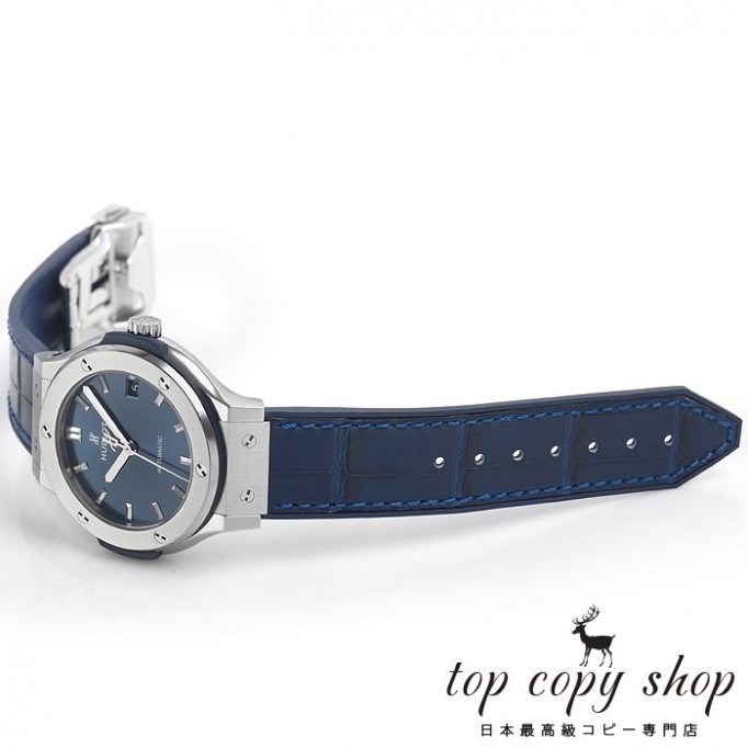 
                        ウブロクラシックフュージョン スーパーコピー ブルーチタニウム 565.NX.7170.LR
                    