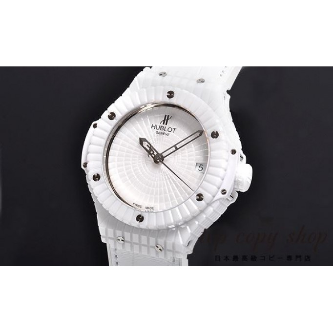 
                        ウブロ ビッグバン スーパーコピー ホワイトキャビア ホワイトセラミック 346.HX.2800.BR
                    