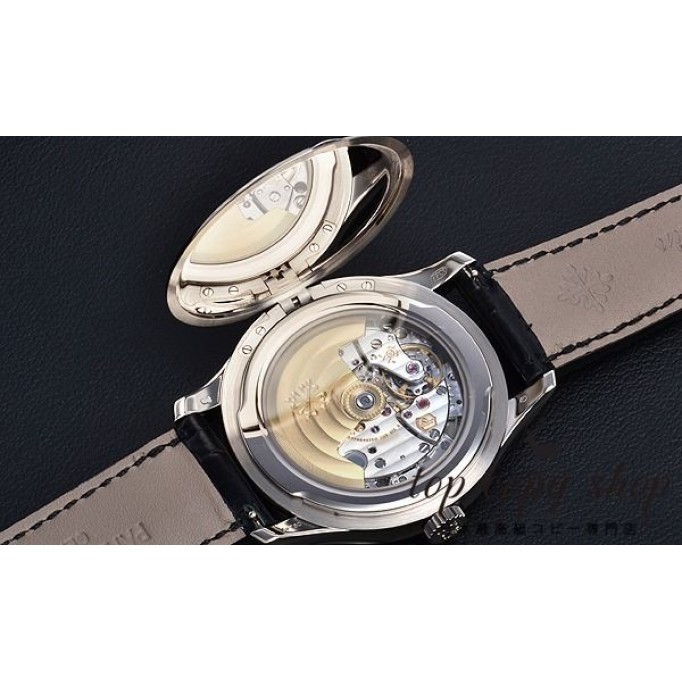 
                        パテックフィリップ カラトラバ スーパーコピー 5247G-001
                    