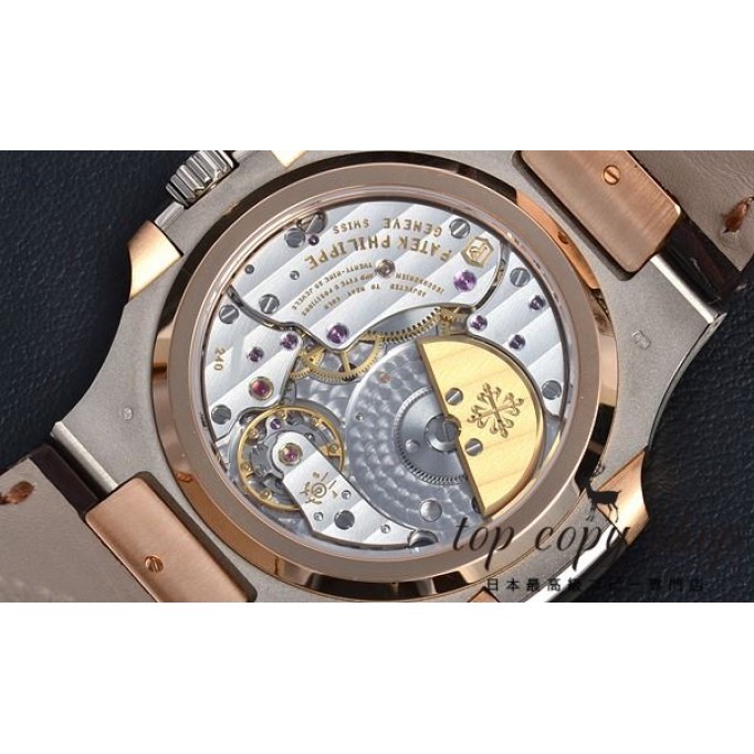 
                        パテックフィリップ ノーチラス スーパーコピー 5712GR-001
                    