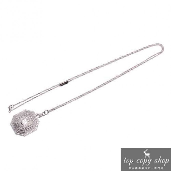 ハリーウィンストン 偽物  エメラルド シグネチャー HJTQHM24WW005