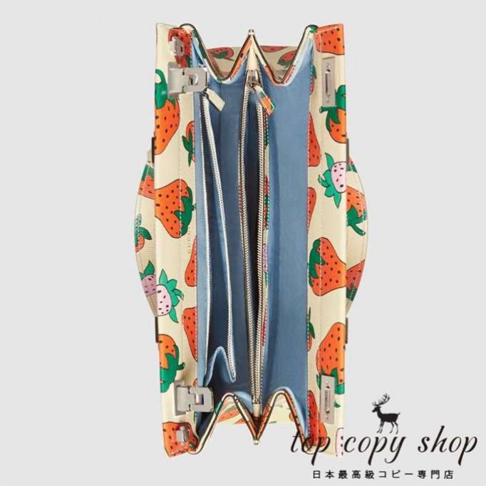 グッチ バッグ スーパーコピー GG〔グッチ ズゥミ〕GUCCI ストロベリープリント ミディアム トップハンドルバッグ 564714 08NAX 9036