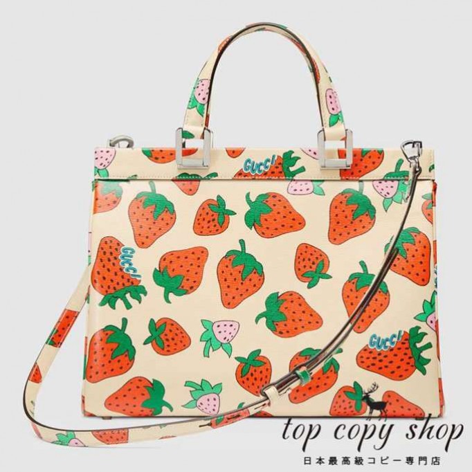 グッチ バッグ スーパーコピー GG〔グッチ ズゥミ〕GUCCI ストロベリープリント ミディアム トップハンドルバッグ 564714 08NAX 9036