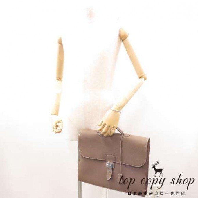 エルメス スーパーコピーサックアデペッシュマルチポケット　３８ｃｍ　０６３０１２ＣＫ