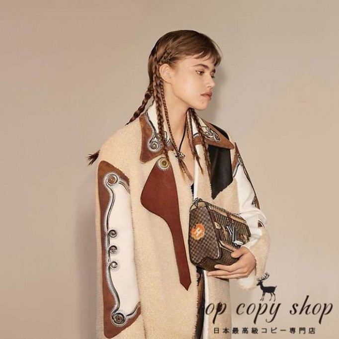 ルイヴィトン バッグ スーパーコピー ツイスト MM M52270